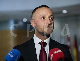 НОВИМ ТЕХНОЛОГИЈАМА ЖЕЛЕ СЕ УГРОЗИТИ ИЗБОРНИ РЕЗУЛТАТИ СНСД-а