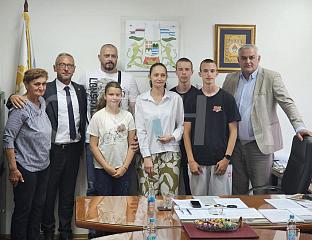 ПОРОДИЦИ ПОГИНУЛОГ БОРЦА УРУЧЕНИ КЉУЧЕВИ СТАНА