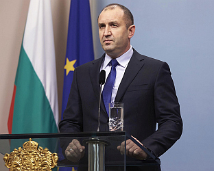 РАДЕВ: НЕЋЕМО СЛАТИ ОРУЖЈЕ КИЈЕВУ