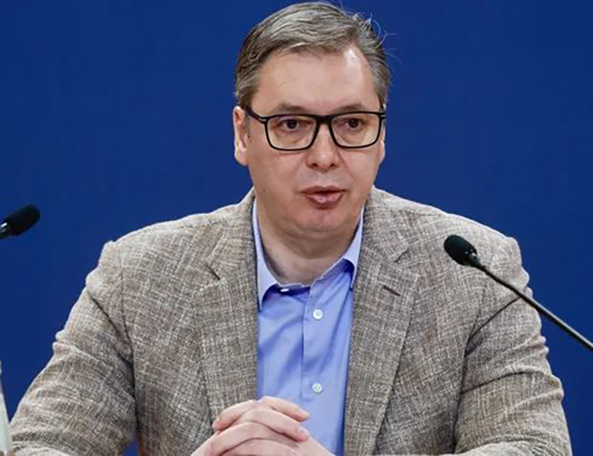 БЕОГРАД, 14. МАРТА /СРНА/ - Предсједник Србије Александар Вучић оцијенио је да рјешење око такозваног закона о странцима ипак представља олакшање за Србе на Косову и Метохији и најавио да ће за седам до десет дана отићи до административних прелаза како би додатно разговарао са грађанима.