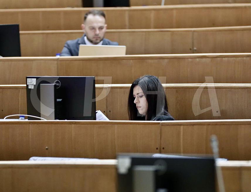 САРАЈЕВО, 16. МАРТА /СРНА/ - Шеф Клуба посланика СНСД-а у Представничком дому Парламентарне скупштине БиХ Сања Вулић изјавила је да чланови овог клуба неће подржати приједлог за укидање или смањење акциза на гориво, истичући да је ријеч о непоштовању уставних надлежности.