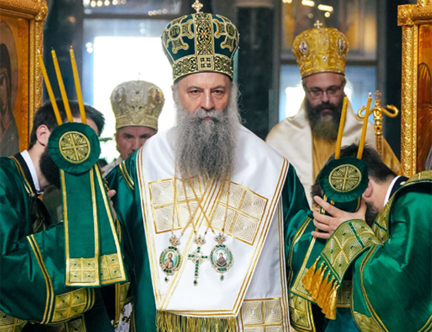 БЕОГРАД, 2. ЈУНА /СРНА/ - Молитва Пресветој Богородици треба да буде непрестано на уснама и у срцима сваког човјека, не само у тренуцима искушења и невоља, већ и када је добро, рекао је Његова светост патријарх српски Порфирије у Храму Светог Саве у Београду, гдје је благословио вјернике који у километарској колони, молитвено и у тишини, чекају да се поклоне појасу Пресвете Богородице.