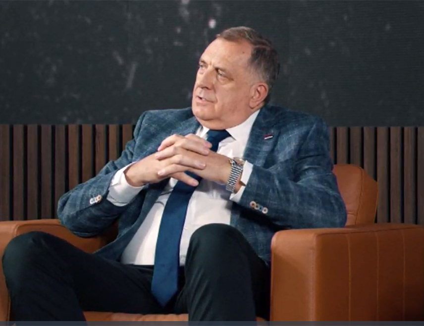 DOBOJ, JUNE 7 /SRNA/ – There is no agreement in BiH, the situation is dysfunctional, but the Serb people must not be drawn into any kind of conflict, peace must be preserved, President Milorad Dodik said.