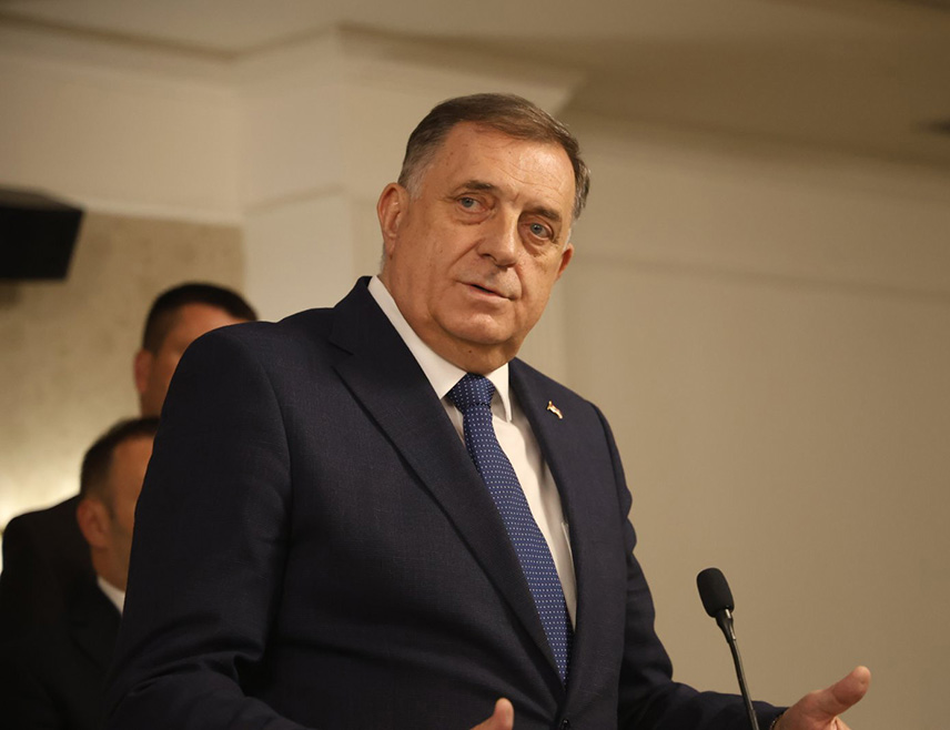 BANJA LUKA, JUNE 11 /SRNA/ - SNSD President Milorad Dodik stated that Great Britain should deal with its own problems rather than lecturing others, and pointed out that this country continuously shows a hostile attitude towards the Serb people.