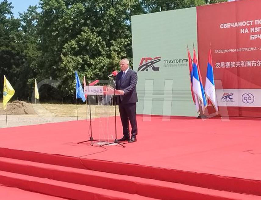 BIJELJINA, JUNE 12 /SRNA/ - Acting Director of Republika Srpska Highways Radovan Višković stated that the start of construction of the Bijeljina–Brčko highway section is proof of the strength and vision of Republika Srpska and a step closer to achieving the national goal of linking Banja Luka and Belgrade through the territory of Republika Srpska.