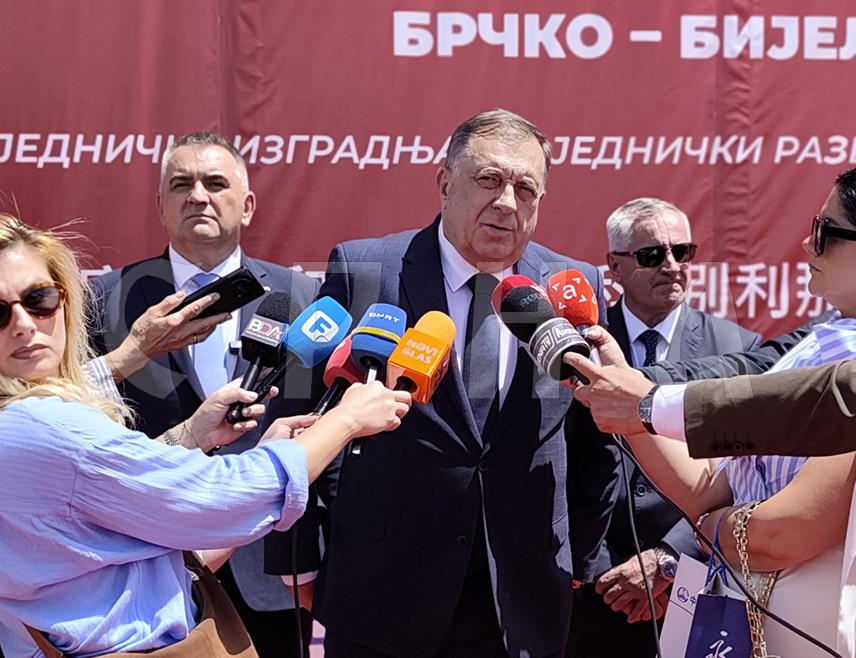 BIJELJINA, JUNE 12 /SRNA/ - SNSD President Milorad Dodik said that Serbs were used as guinea pigs for the Hague Tribunal, which practiced convictions based on command responsibility on them, in the hope of applying it to the leadership of the Russian Federation.