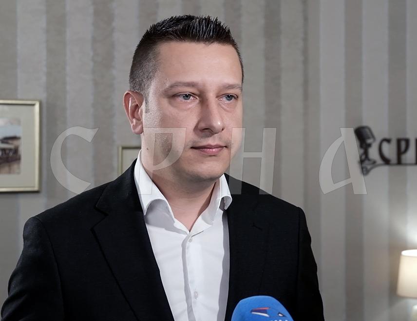 BANJA LUKA, JUNE 13 /SRNA/ – Official Sarajevo persistently seeks to make decisions on its own, as was the case with the promotional video in support of the BiH national football team featuring members of the BiH Armed Forces, said Deputy Minister of Defence in the Council of Ministers, Aleksandar Goganović.